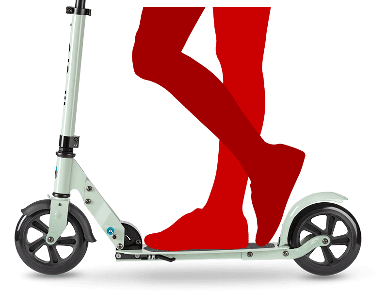 Correct kick scooter riding posture
