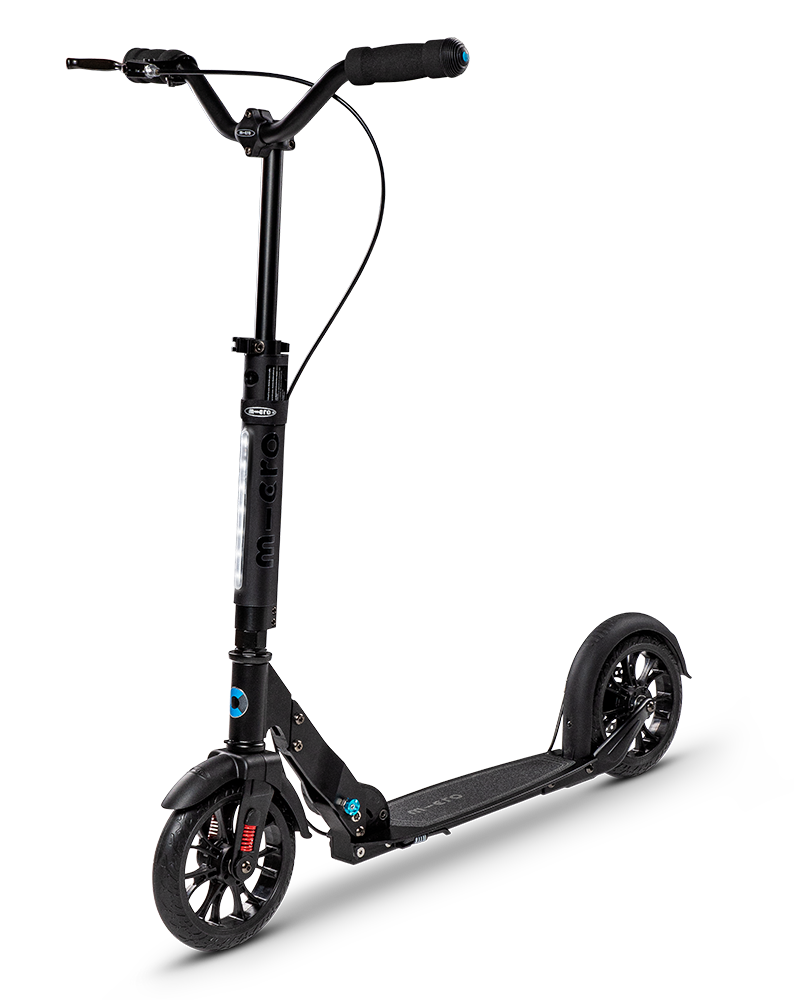 Micro Metropolitan Deluxe Black scooter