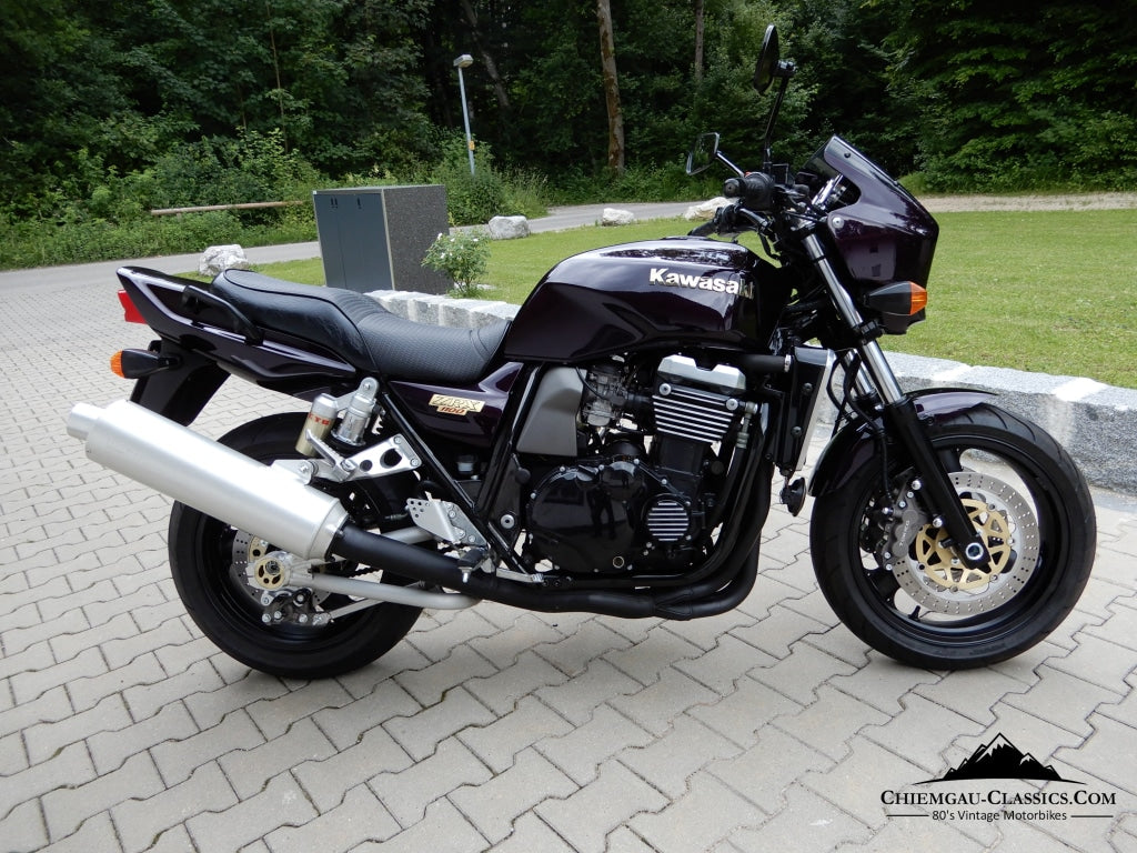 Kawasaki ZRX1100 Super Lowmiler Just 1 Owner since new! SOLD