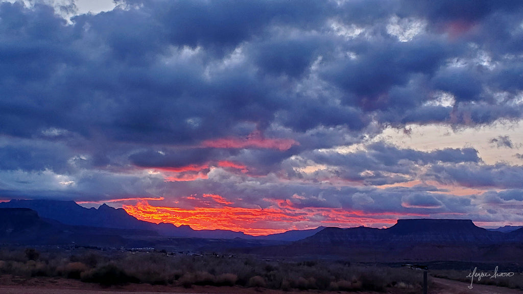 zion national park bike ride sunrise greeting the day photo by traveling artist blogger cyclist meganaroon