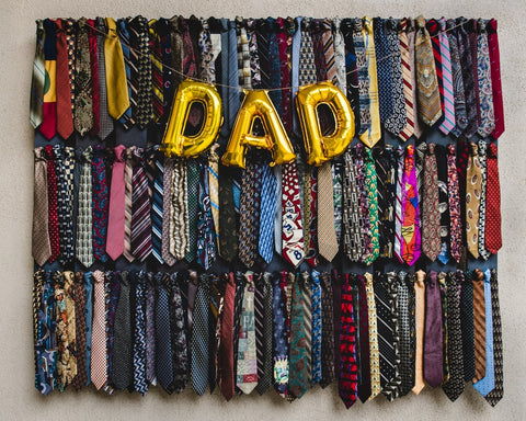 Dad spelled in balloons 