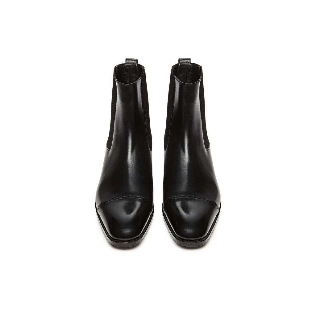 cap toe chelsea boot