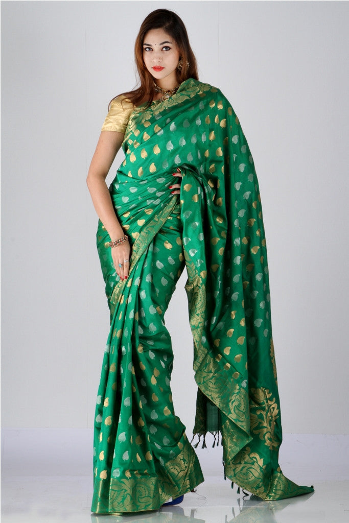 Buy Green Colour Silk Saree for Women Online from India's Luxury Designers  2024