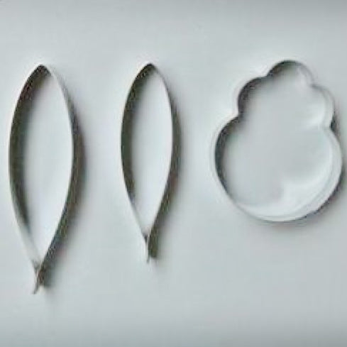  O'Creme Orchid Fondant-Forming Set - 3 Tinplate Cutters and 3  Two-Piece Silicone-Mold Sets: Home & Kitchen