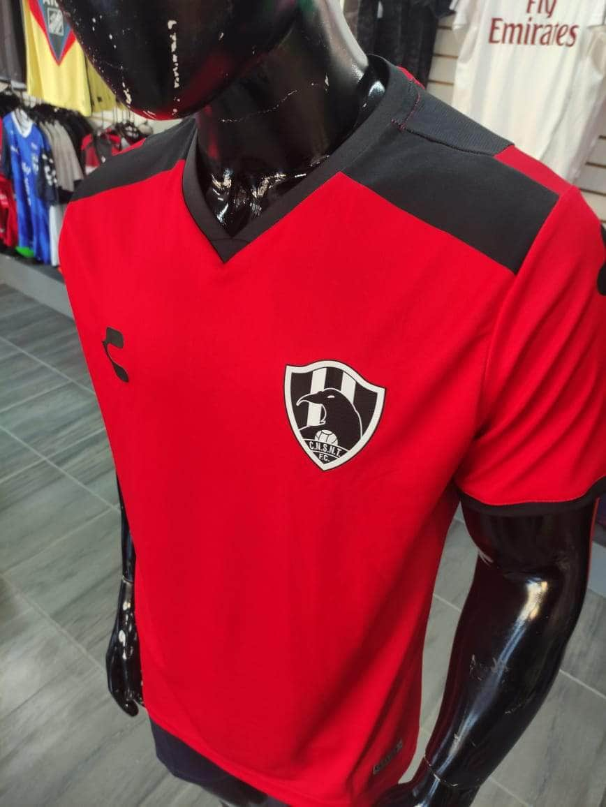 Jersey Charly Portero Club de Cuervos Roja – SoccerSportMx | Tienda  Deportiva