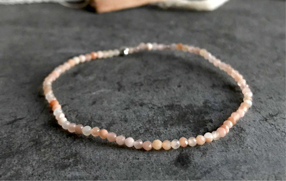 peach moonstone | stone bracelet – Unico