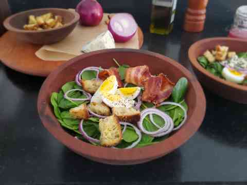 show off spinach salad