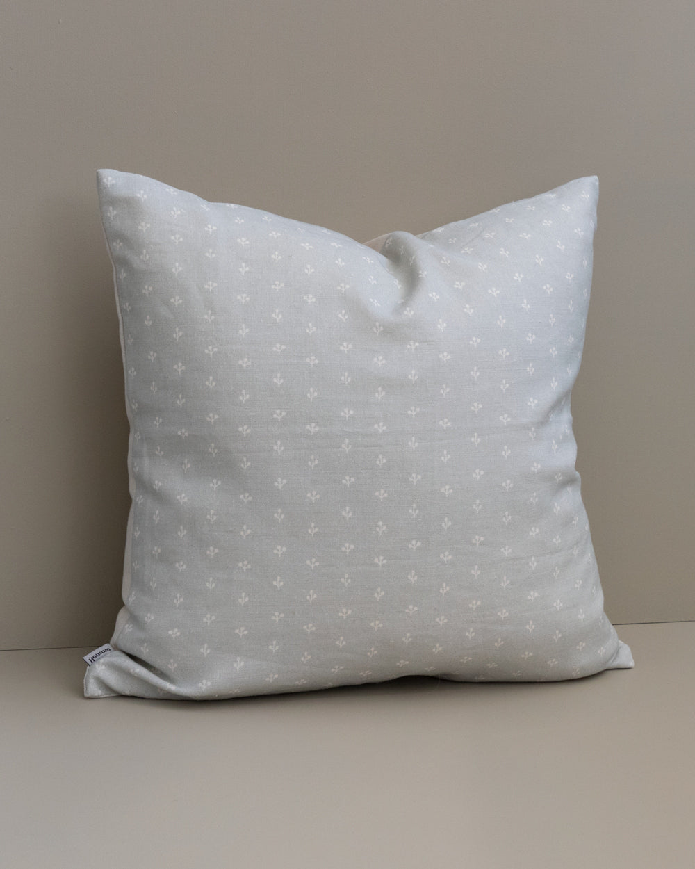 14 x 14 Periwinkle Pillow Cover - Love Woolies