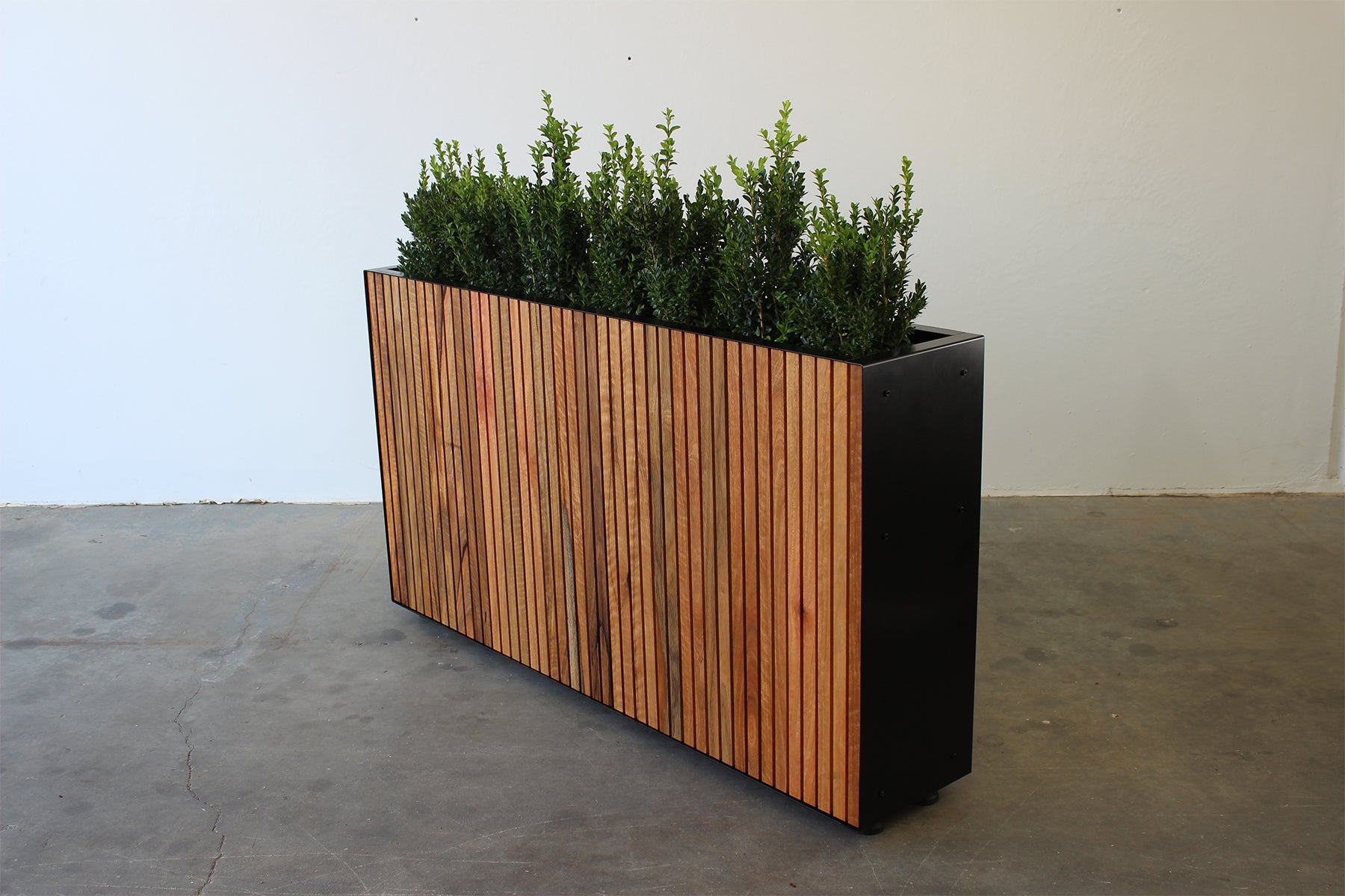 Aluminium Planter With Timber by Bloom Box Products Allo Planter