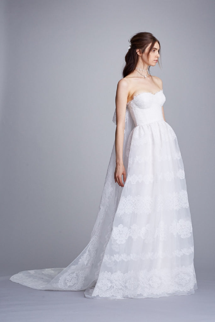 Xu hướng áo cưới đẹp thu đông 2018 Marchesa Notte Fall 2018 xưởng may áo cưới cao cấp Meera Meera Bridal