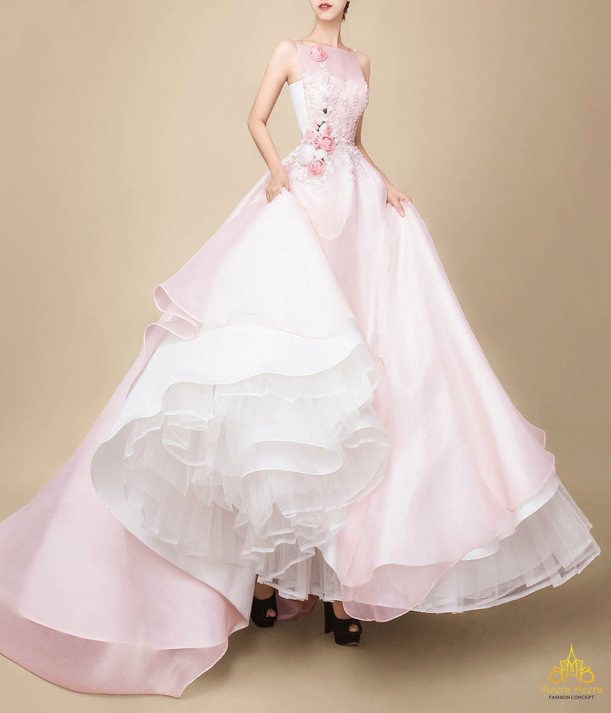 váy cưới công chúa voan màu hồng
