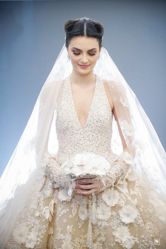 váy cưới đính hoa 3D lộng lẫy