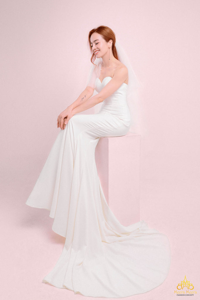 áo cưới tối giản minimalist tôn dáng Meera Meera