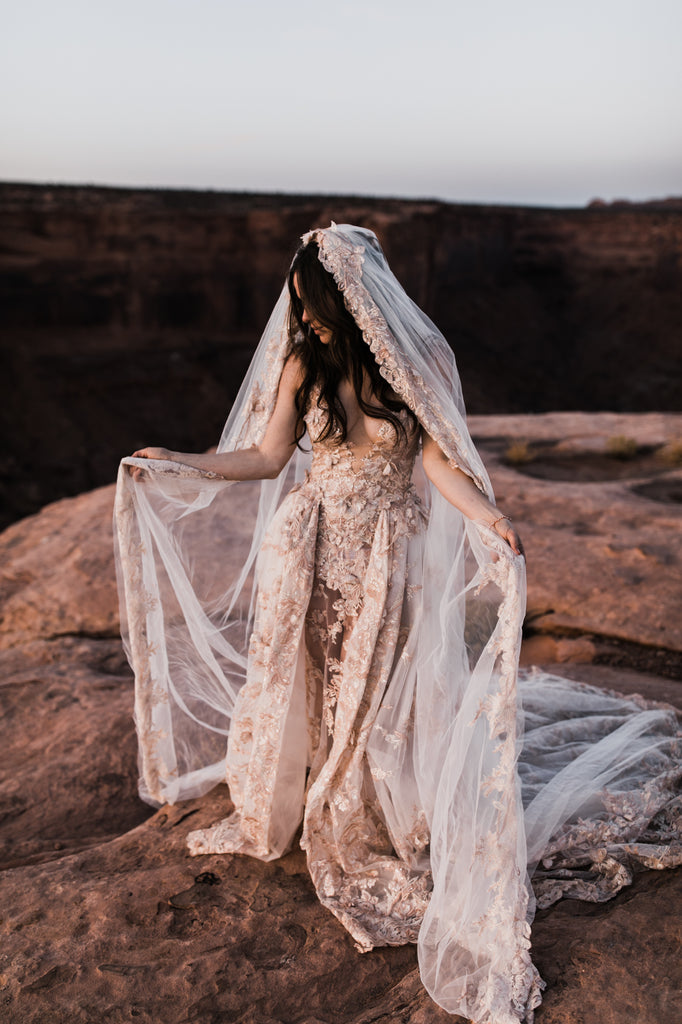 áo cưới công chúa Galia Lahav meera meera fashion concept moab-canyon-spacenet-wedding