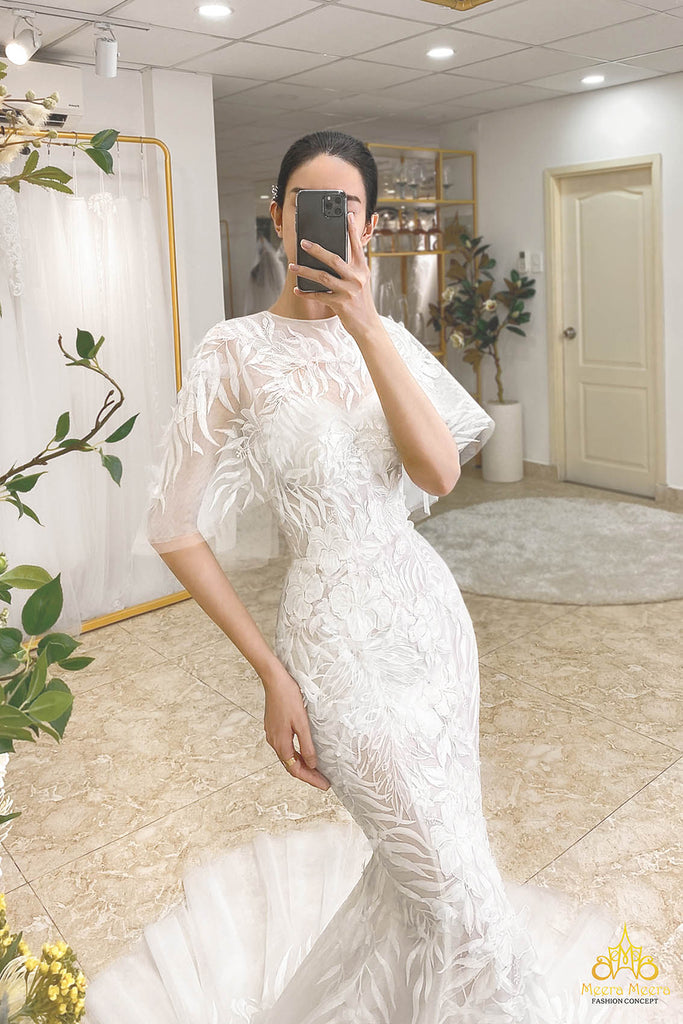 capelet indoor wedding dress