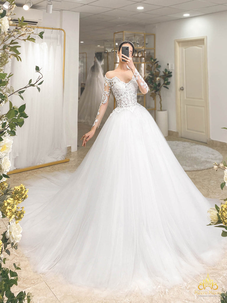 Illusion Back, Illusion Neckline Wedding Dress,off Shouler Sleeves, Tulle  Skirt, Light Reflected Lace, Fit and Flare Gown 