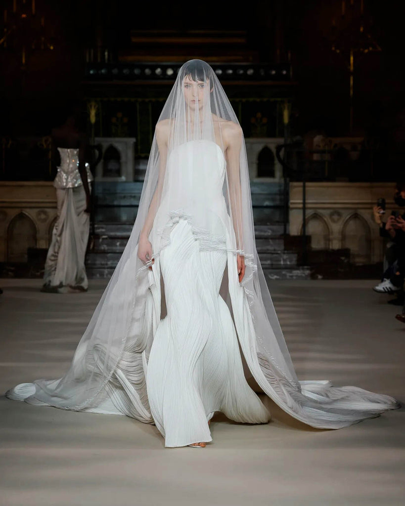 haute couture spring 2024 wedding dress
