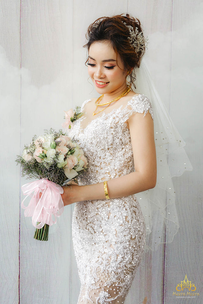 indoor lace wedding dress