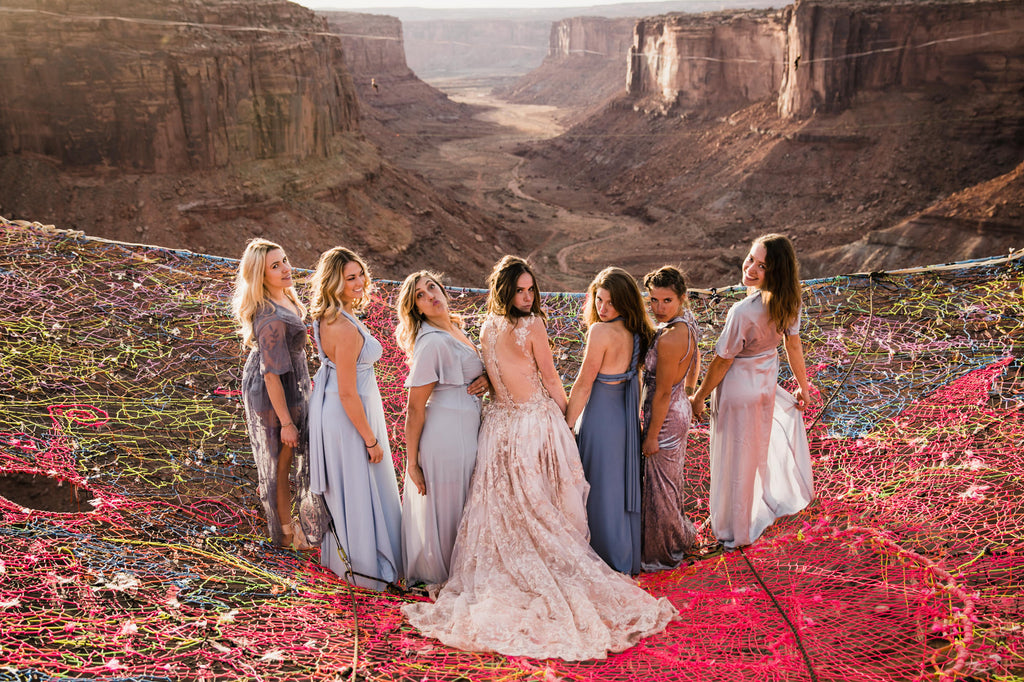 đầm phụ dâu đẹp meera meera fashion concept moab-canyon-spacenet-wedding-elopement-photographer