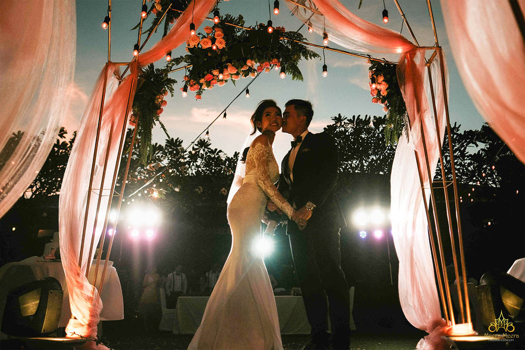 outdoor wedding in saigon