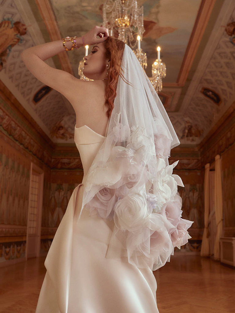 oversized rosettes wedding veil spring 2025