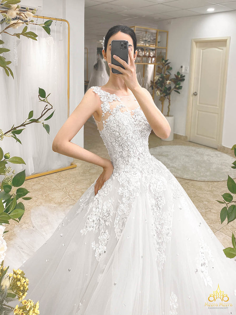 sleeveless church wedding gown