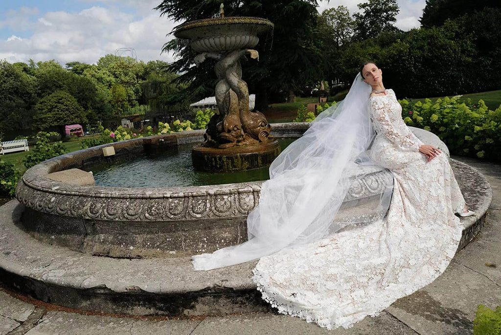 váy cưới siêu mẫu anna cleveland
