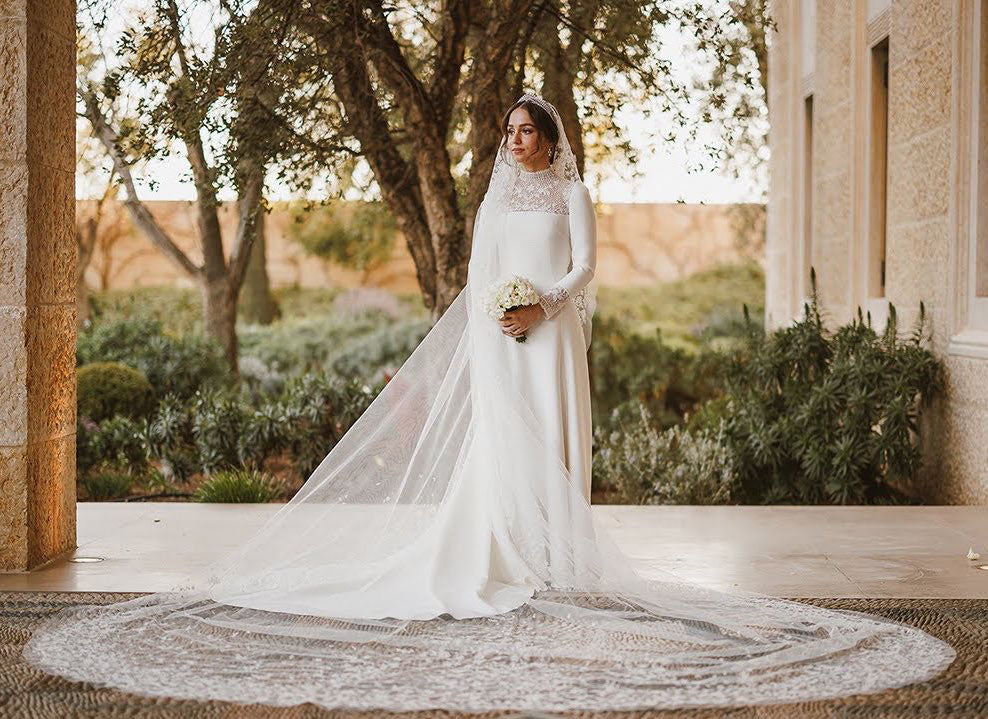 váy cưới công chúa jordan