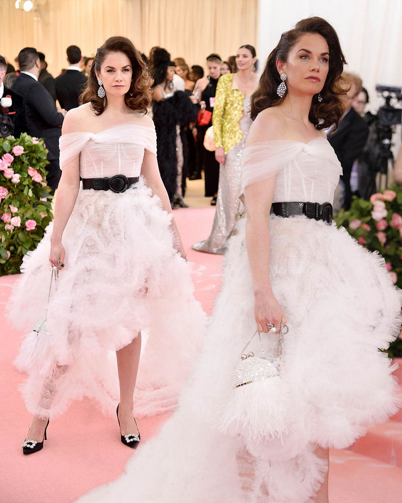 váy cưới met gala dún bèo lãng mạn