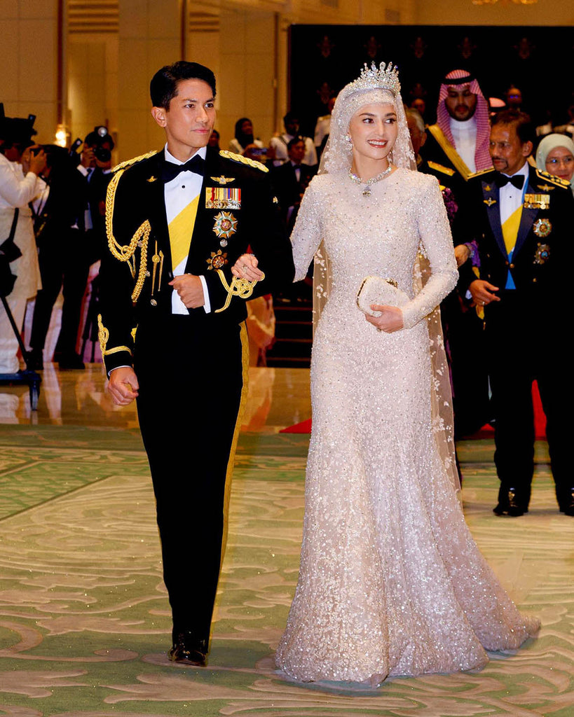 áo cưới hoàng gia brunei thiết kế riêng