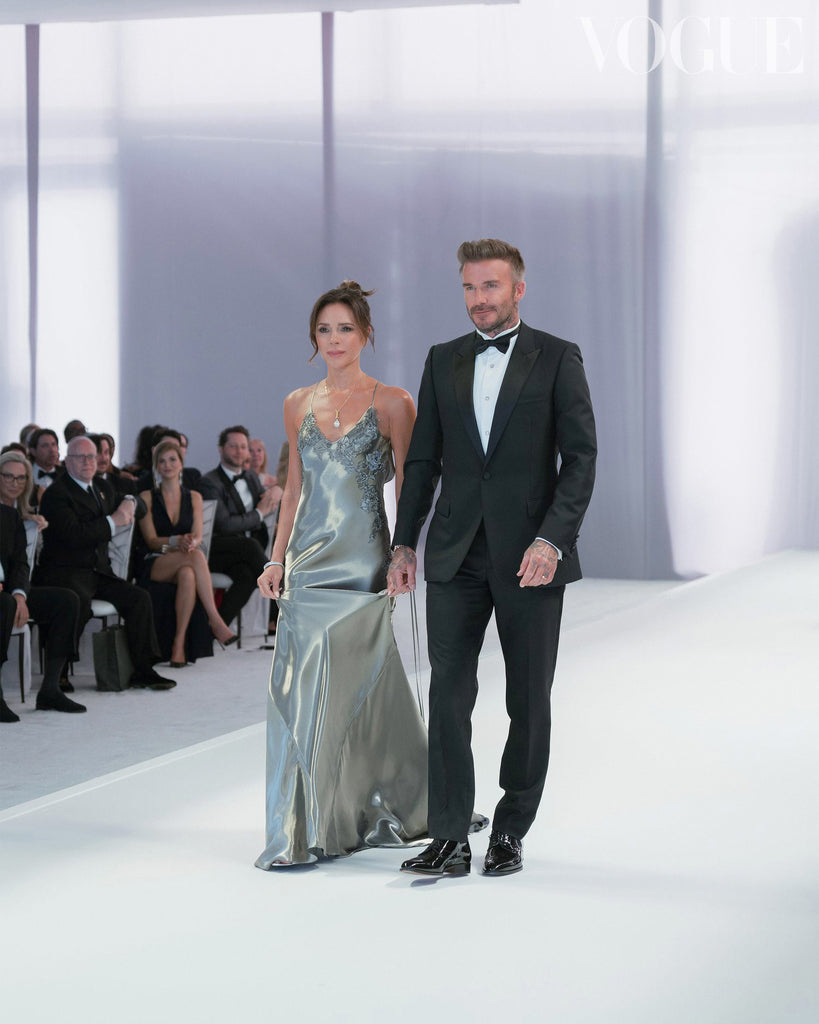 Victoria và David Beckham trong đám cưới Brooklyn Beckham