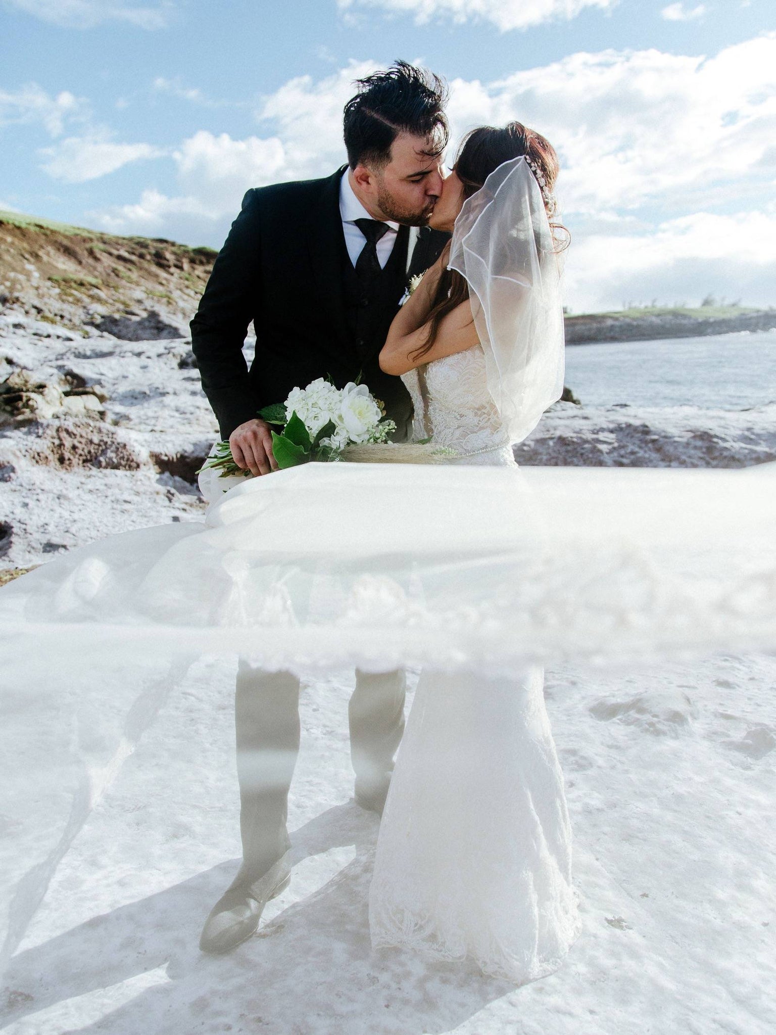 Đám cưới sang trọng Haiku Mill trên đảo Hawaii may áo cưới đẹp tp hcm sài gòn Meera Meera Fashion Concept váy đuôi cá Galia Lahav
