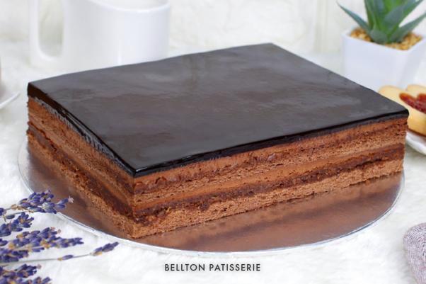 Chocolate Praline Cake