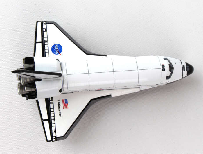 space shuttle endeavour model