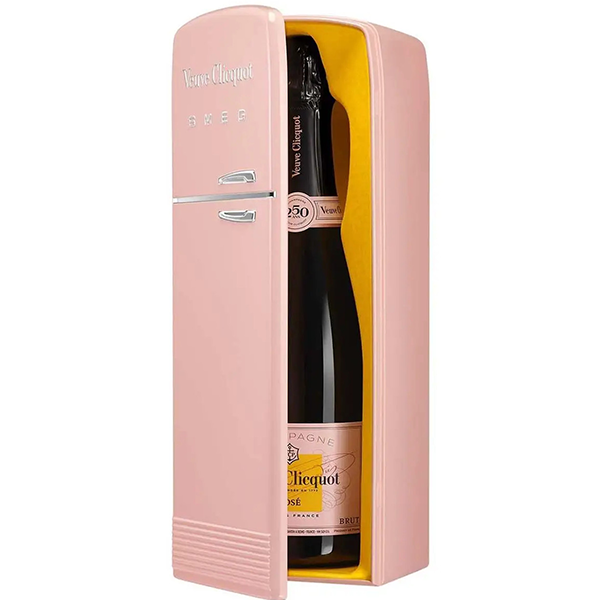 Veuve Clicquot Brut Rose Champagne with the Fridge 750ml