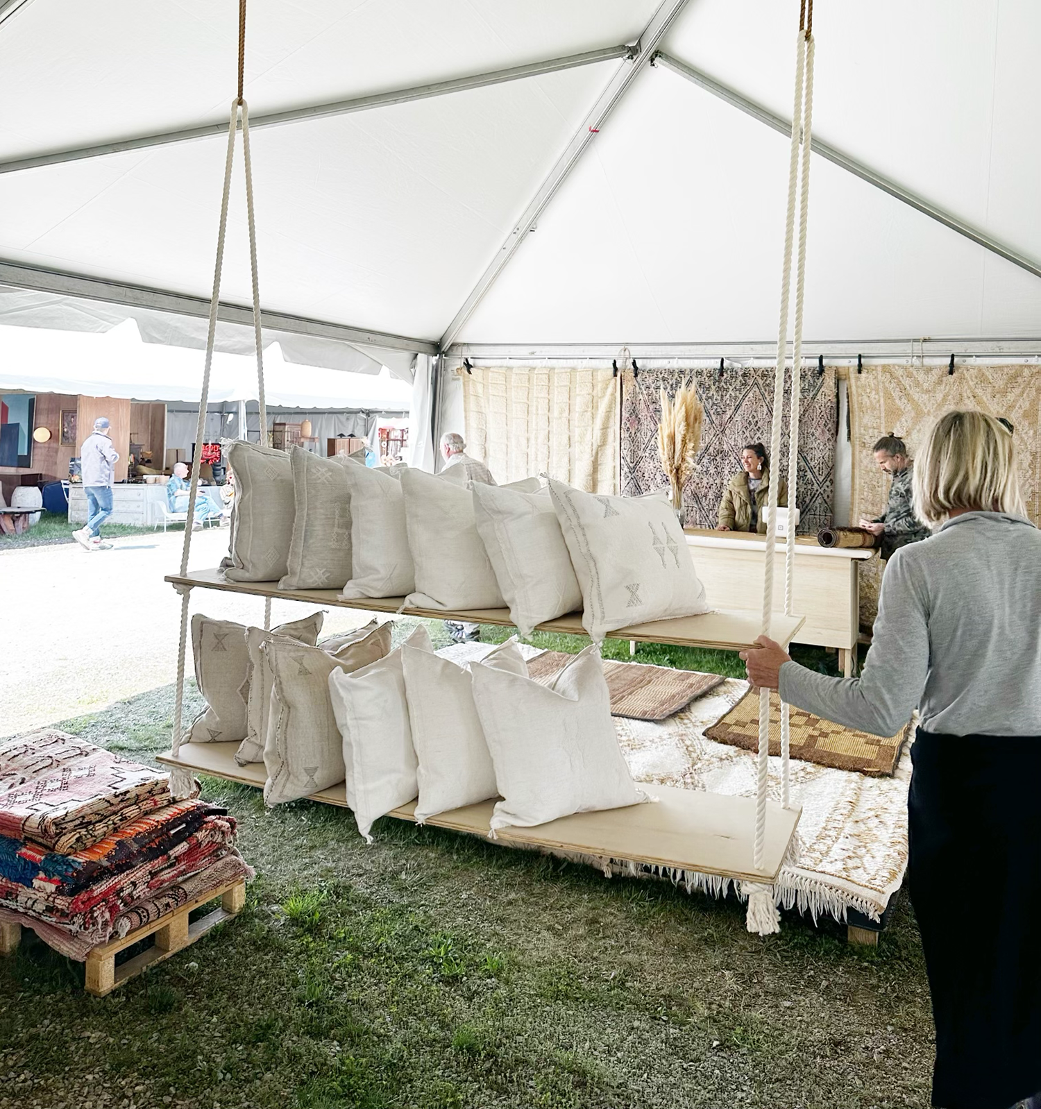 brimfield flea market