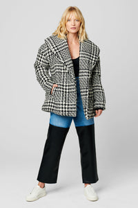 BLANKNYC] Womens Luxury Clothing Houndstooth Puffer Wrap Coat