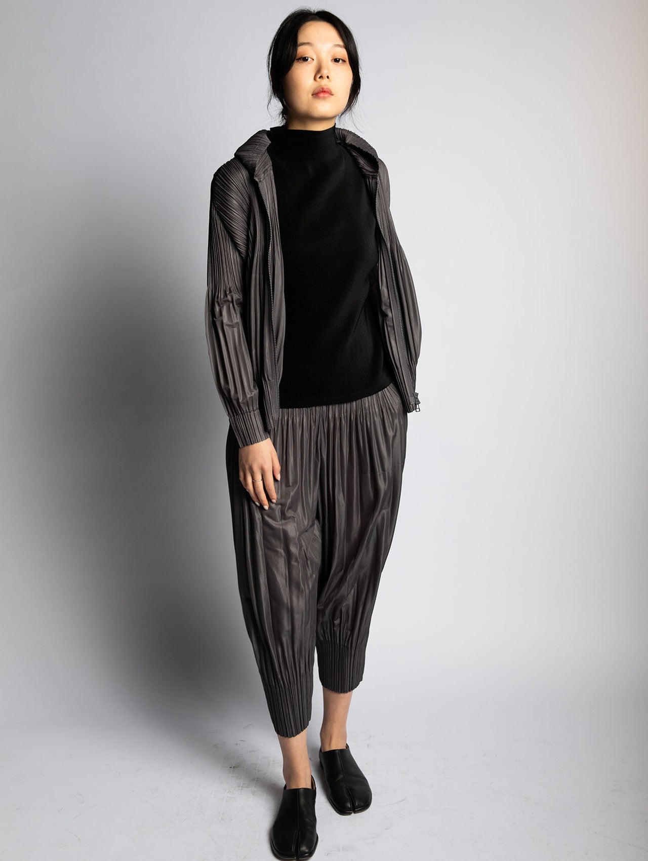 PLEATS PLEASE ISSEY FLUFFY BASIC 黒 - ブランド別