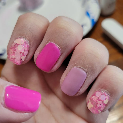 hot pink valentines nails