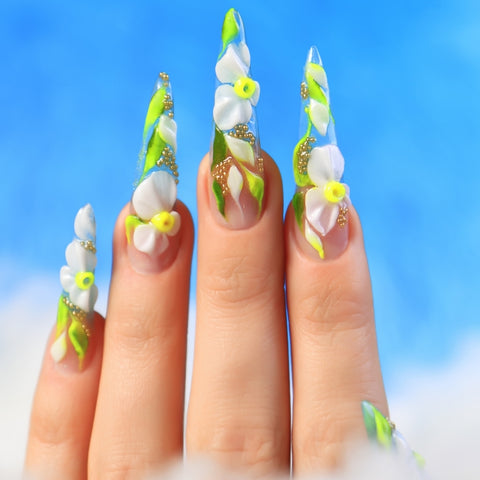 Long acrylic flower nails