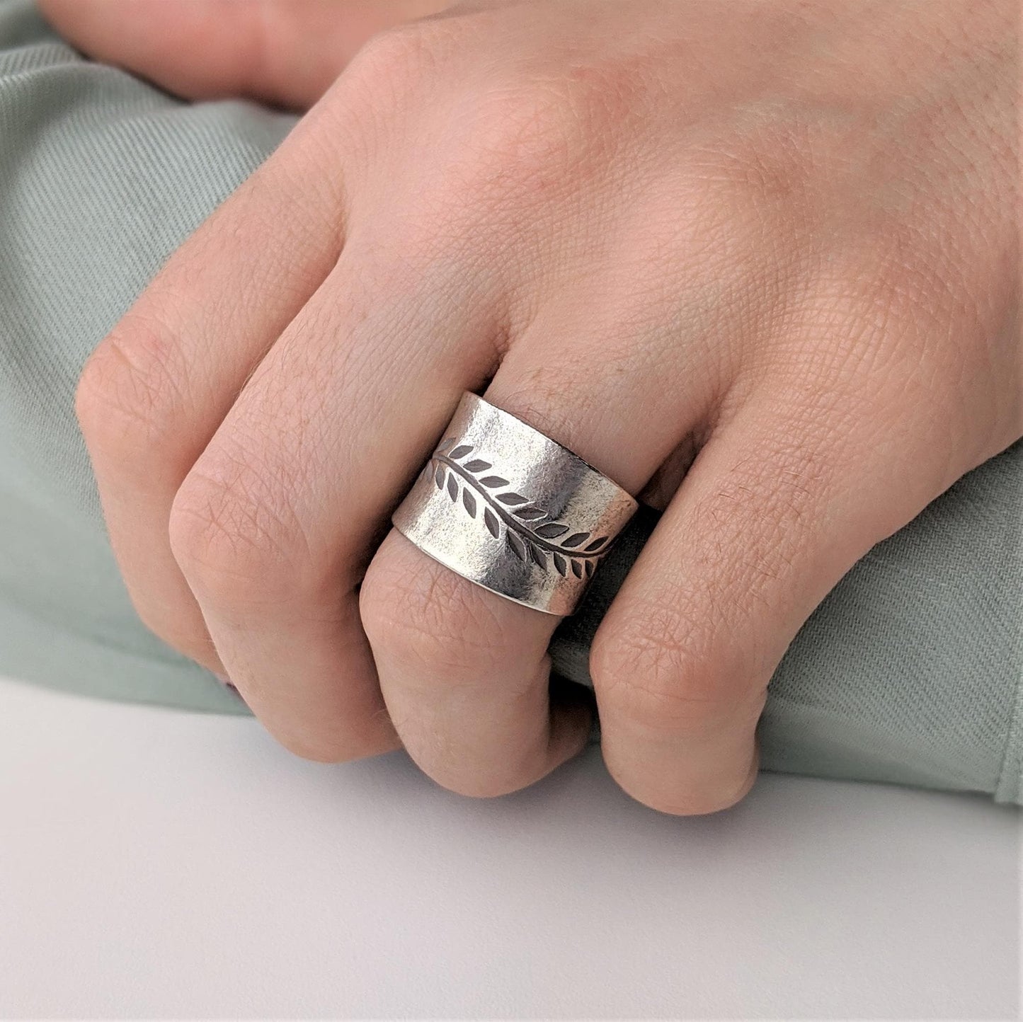 Pure Silver Karen Hill Tribe Disc Sun Motif Half-Finger Armour Ring –  81stgeneration