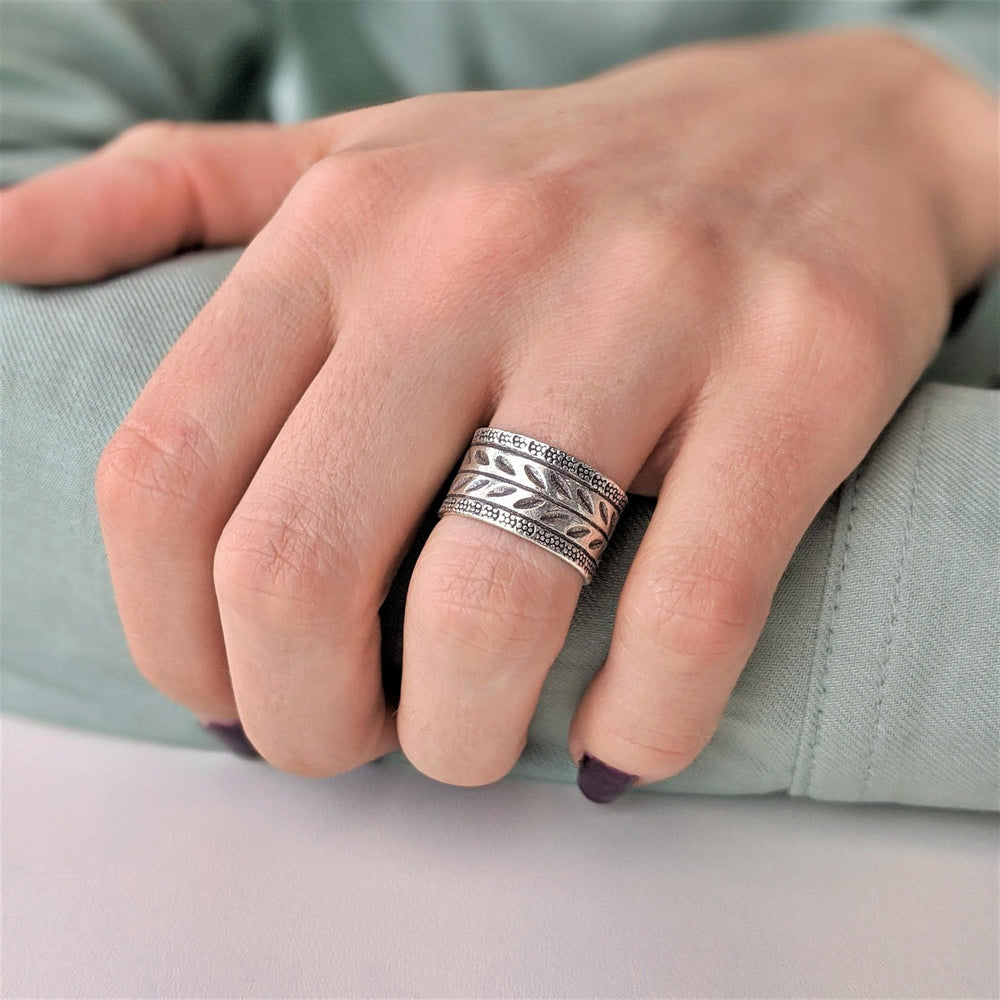 Pure Silver Karen Hill Tribe Disc Sun Motif Half-Finger Armour Ring –  81stgeneration