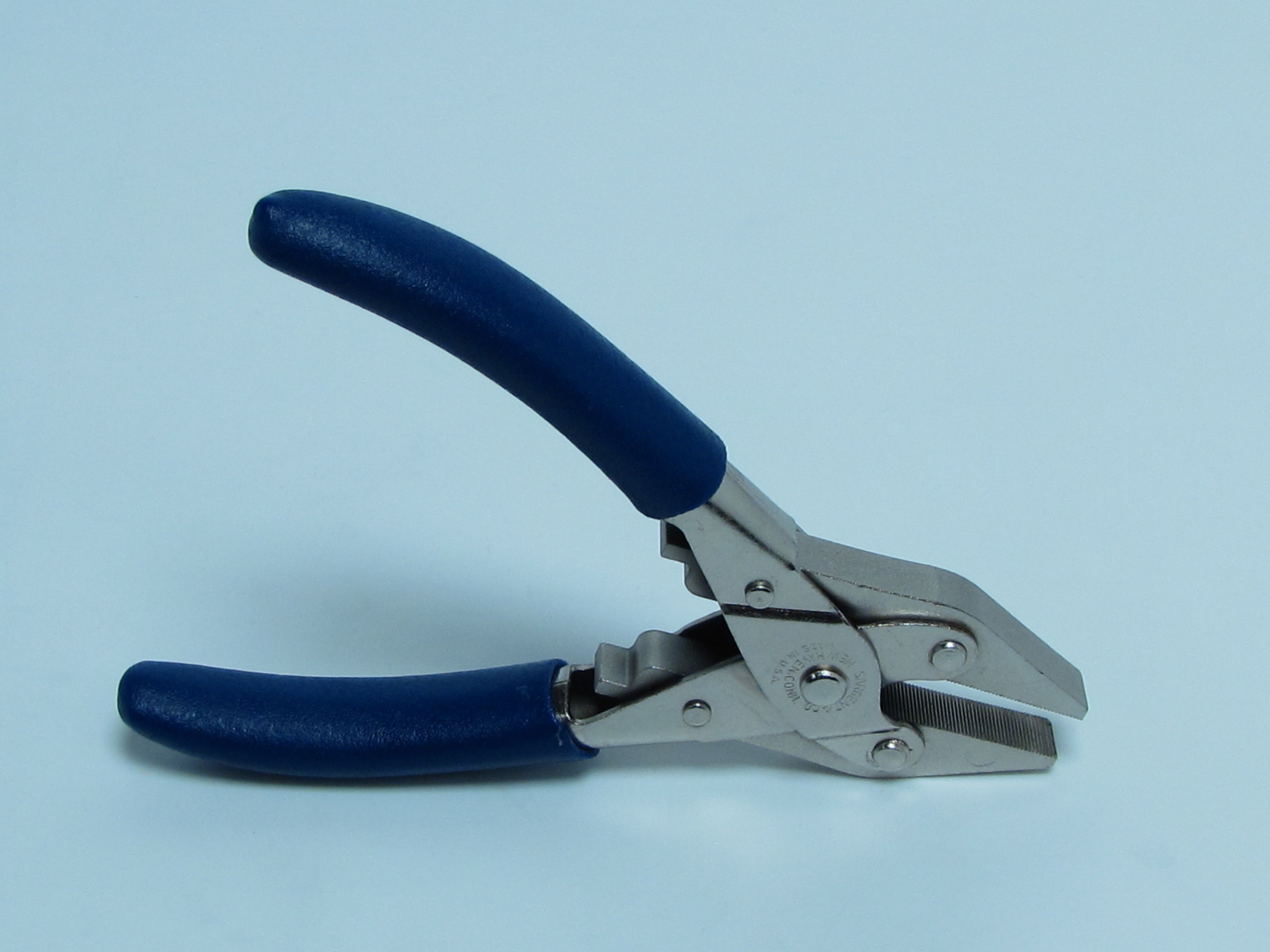 Valor Duckbill Parallel Pliers Contenti 360-379