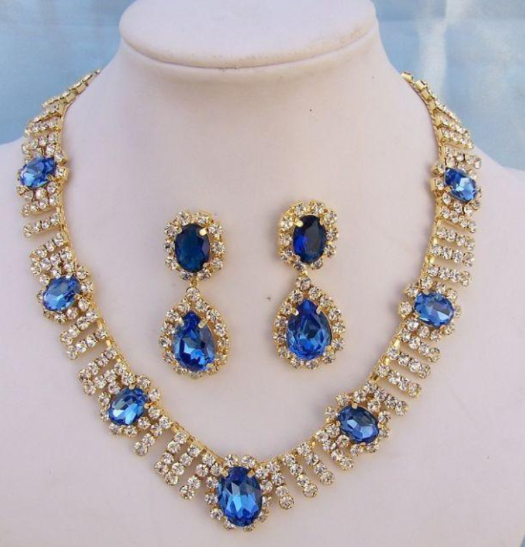 Empress Katherine Necklace & Earrings Set – CrownMasters