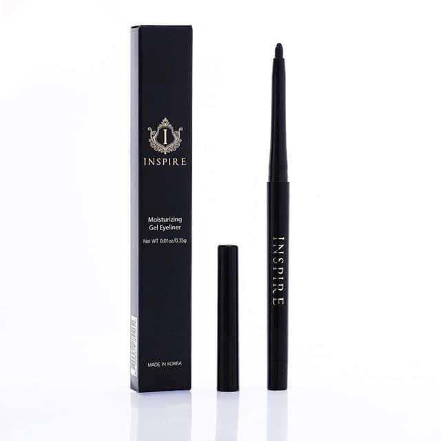 Inspire eyeliner là cách để bạn thử nghiệm những kiểu kẻ mắt mới và độc đáo. Hình ảnh này đem lại cảm hứng và ý tưởng cho bạn để trang điểm mắt một cách độc lạ và tinh tế hơn.