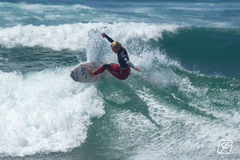 Alys Barton Surfing at the 2022 Eurosurf Junior Championships