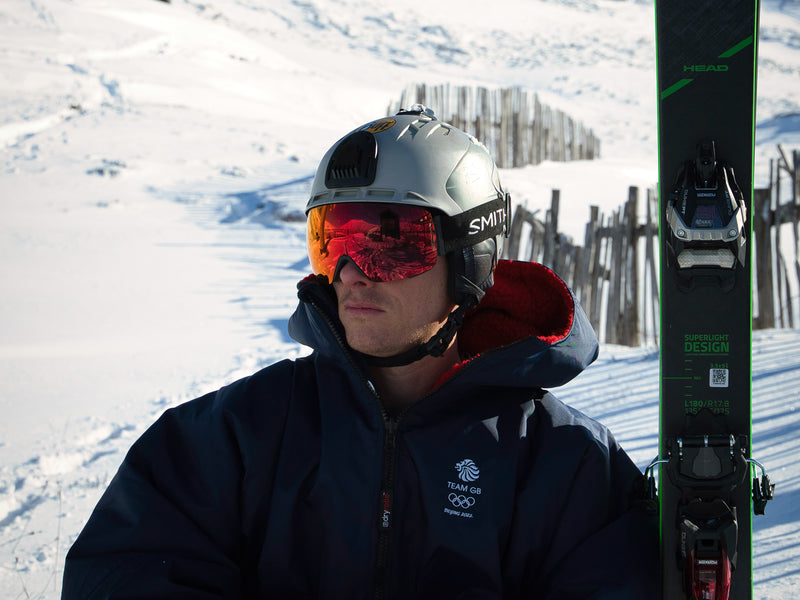 Skier wearing the Team GB Beijing 2022 Winter Olympic dryrobe Advance