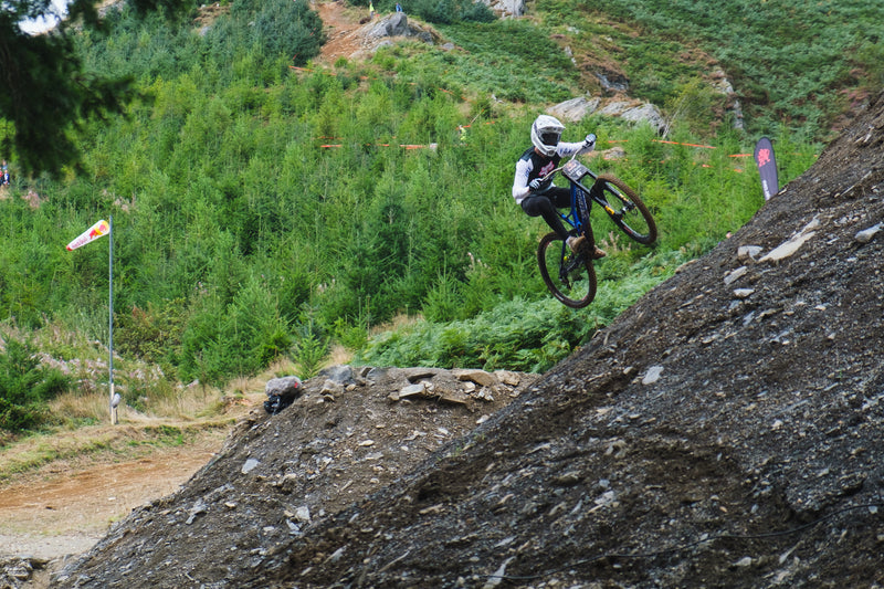 Mountain biker on the track at Red Bull Hardline 2022