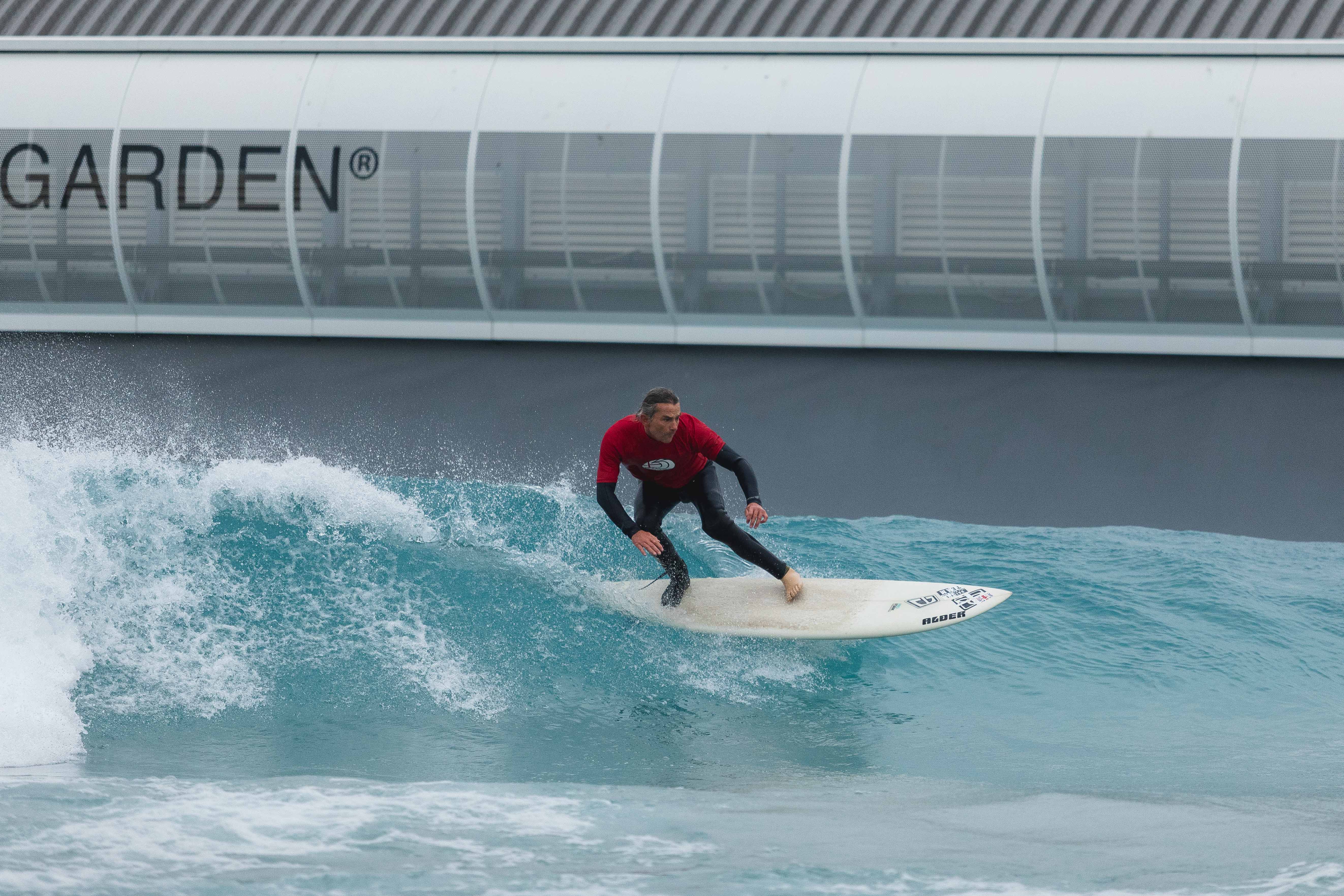 Pegleg Bennet competing at the 2020 Korev English Adaptive Surfing Open