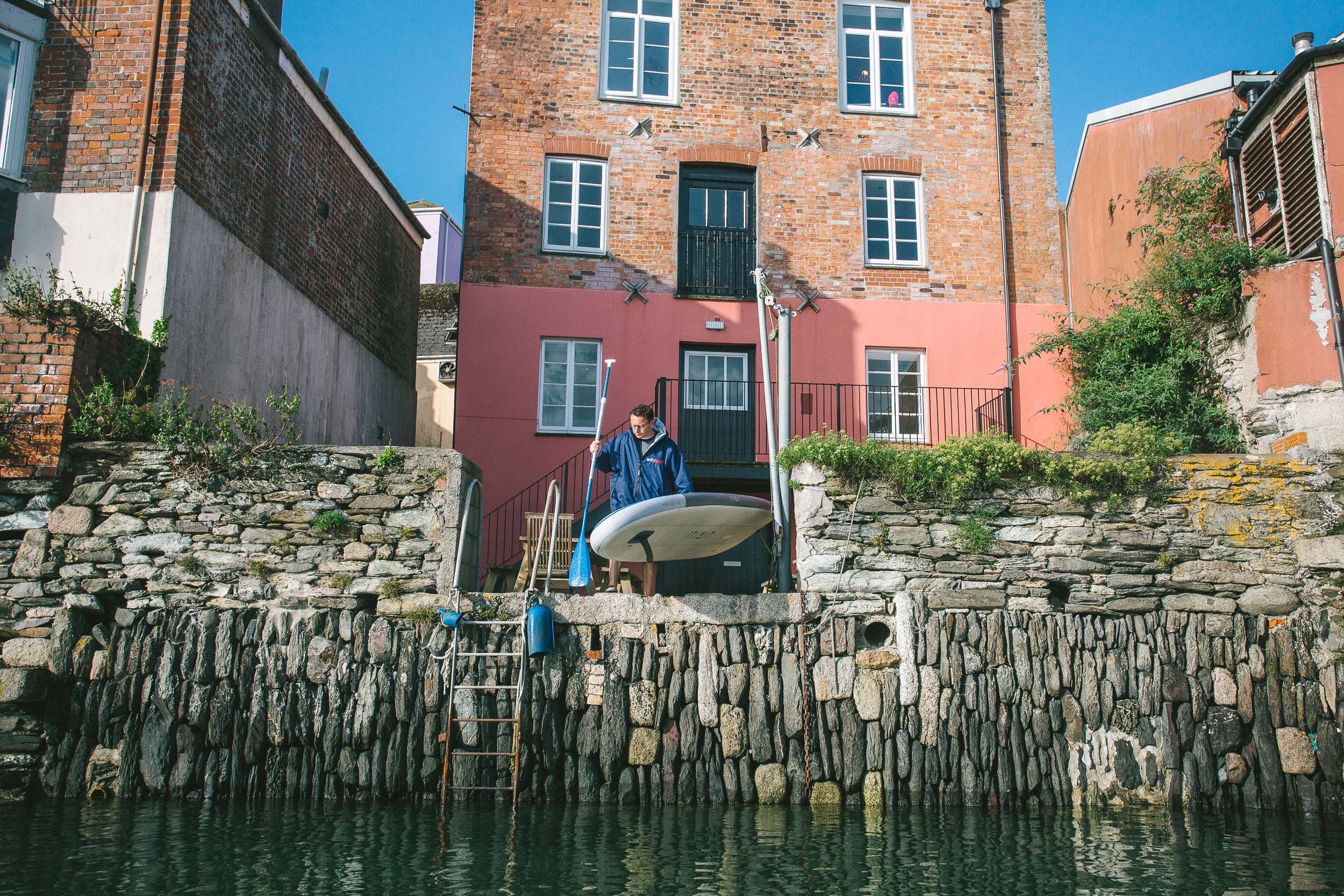 Tom Telford of 3WhiteHats going Stand Up Paddleboarding